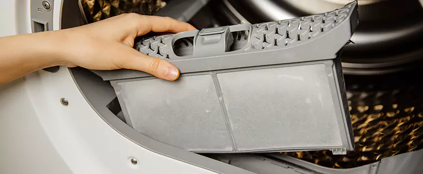 Signs Of A Clogged Dryer Lint Trap in Riviera Beach, Florida